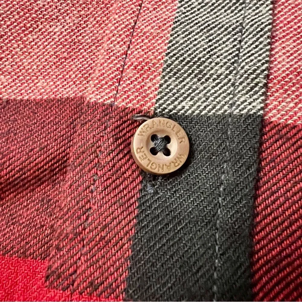 Wrangler Blue Ridge 2XT Buffalo Plaid Flannel Shirt Red Black Tall Men’s